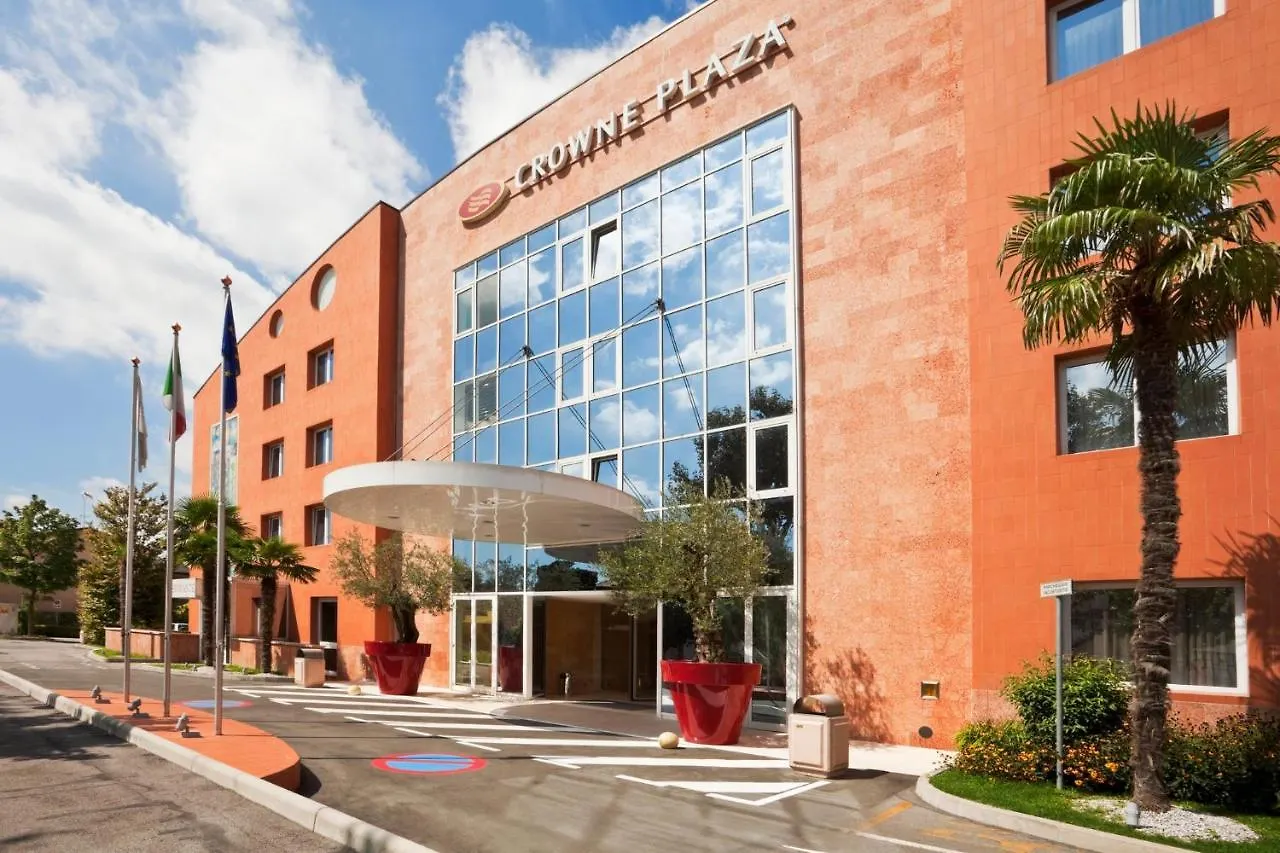 Crowne Plaza Venice East By Ihg Quarto dʼAltino